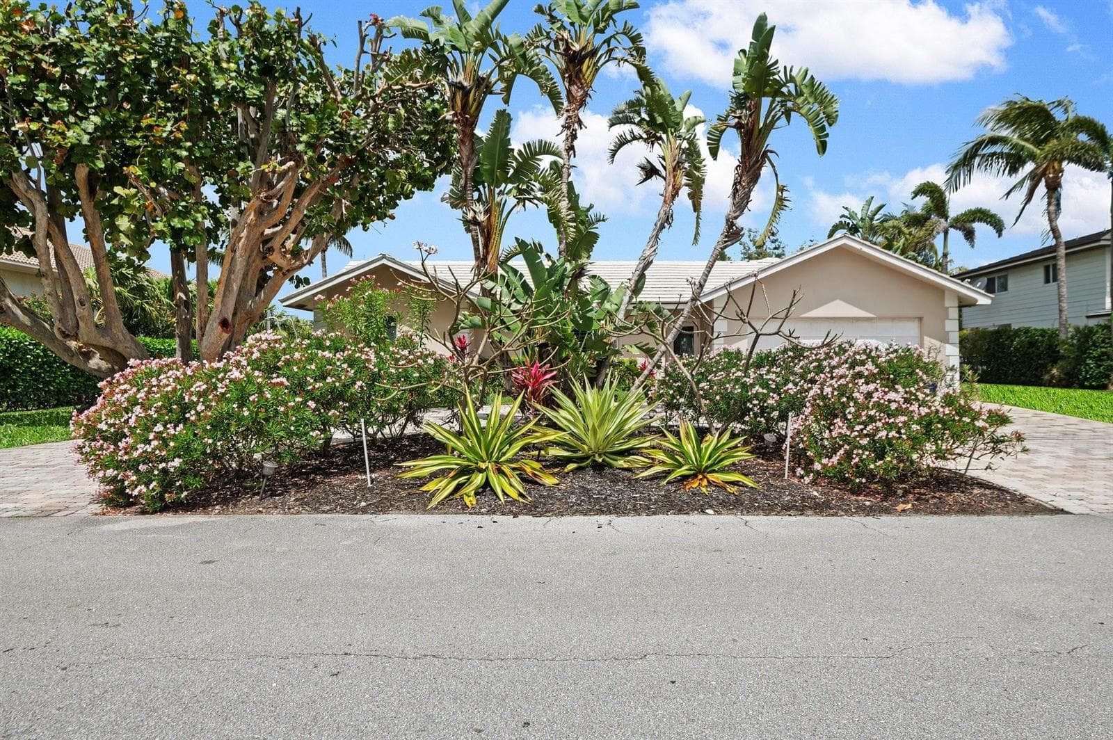 3 Sabal Island Drive photo 9