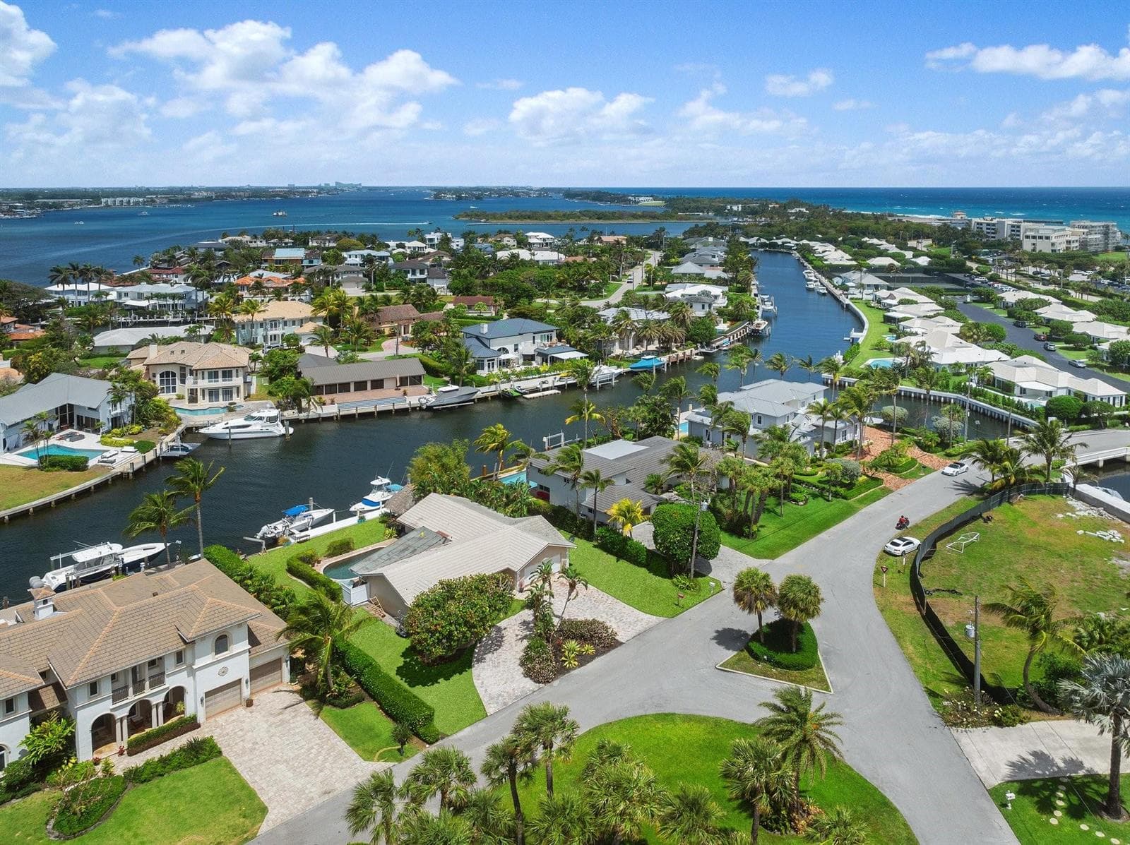 3 Sabal Island Drive photo 4