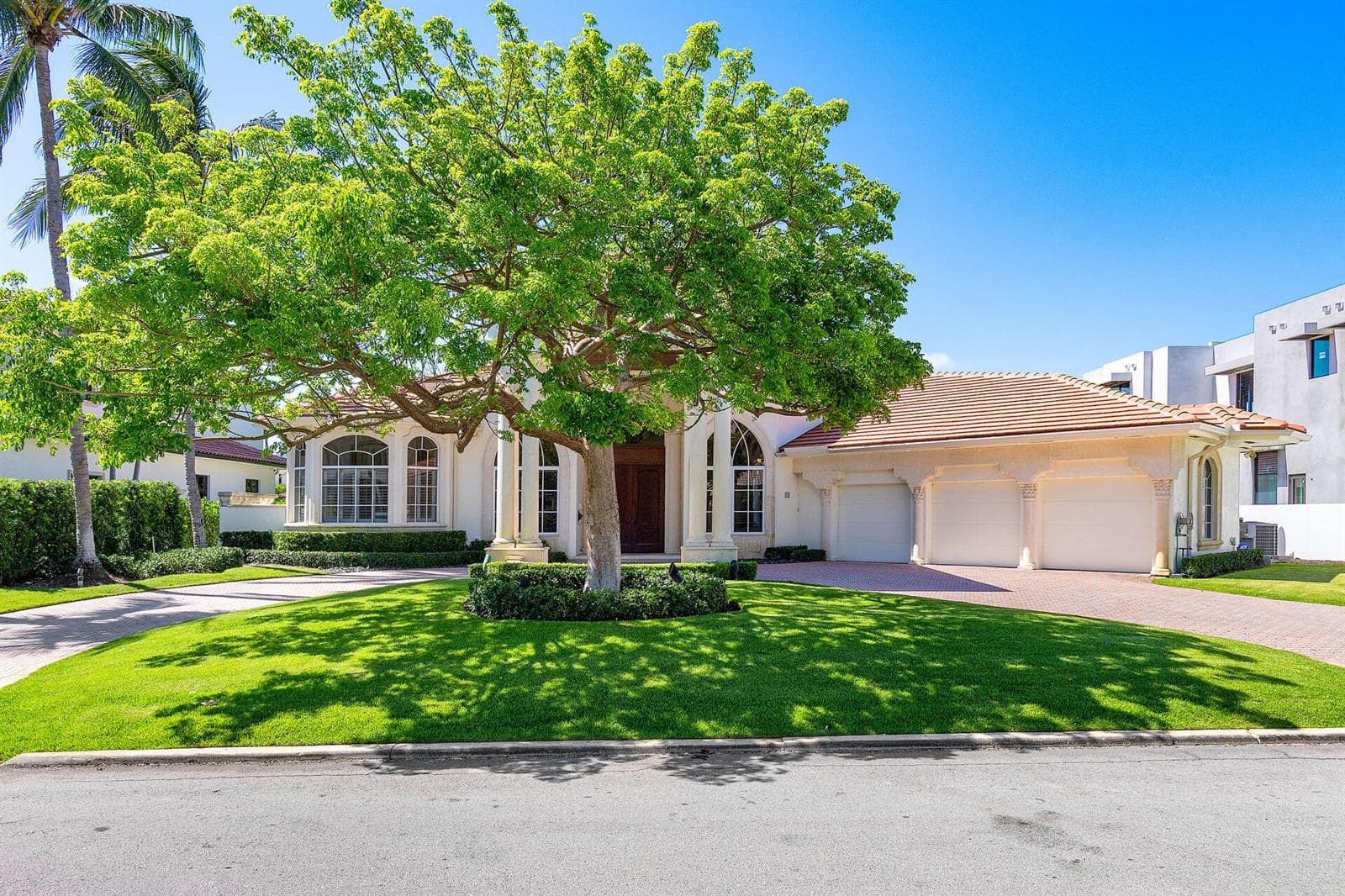 159 W Coconut Palm Road photo 6