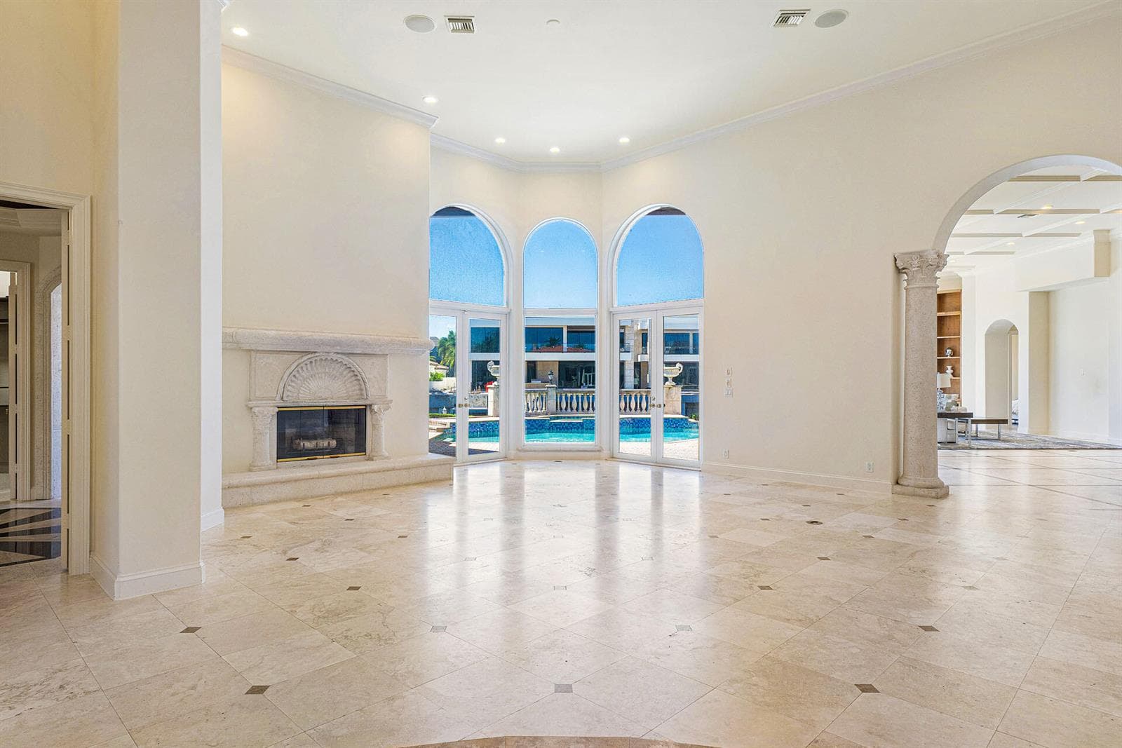 159 W Coconut Palm Road photo 12
