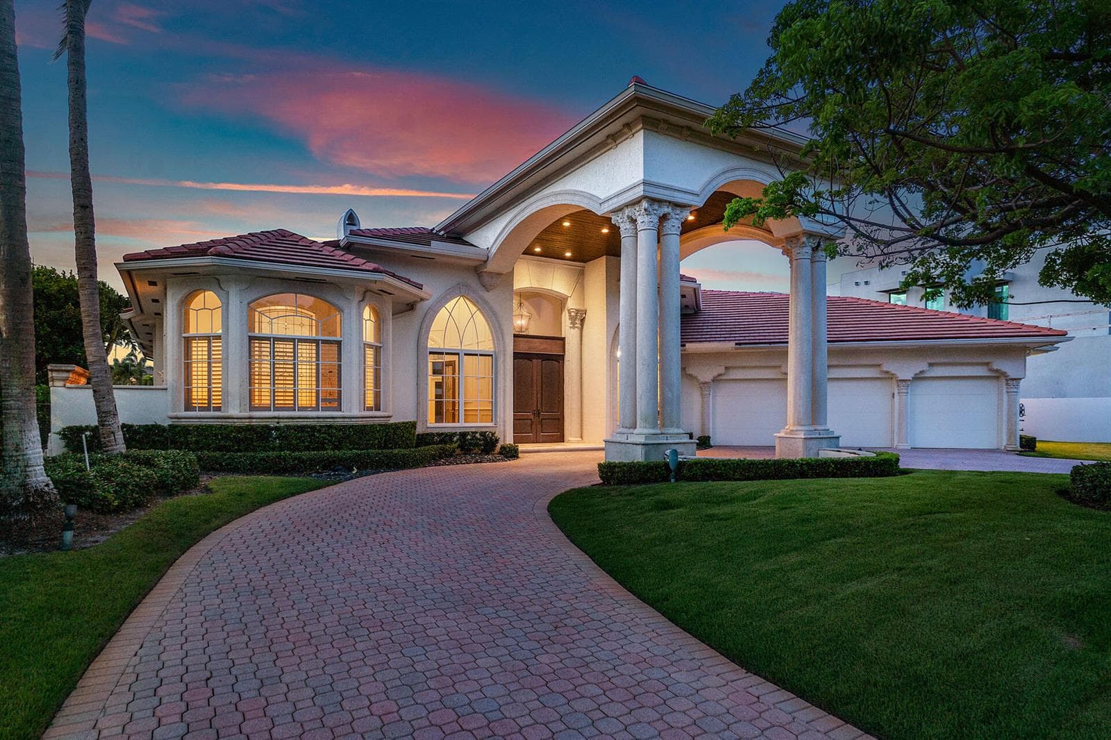 159 W Coconut Palm Road photo 1