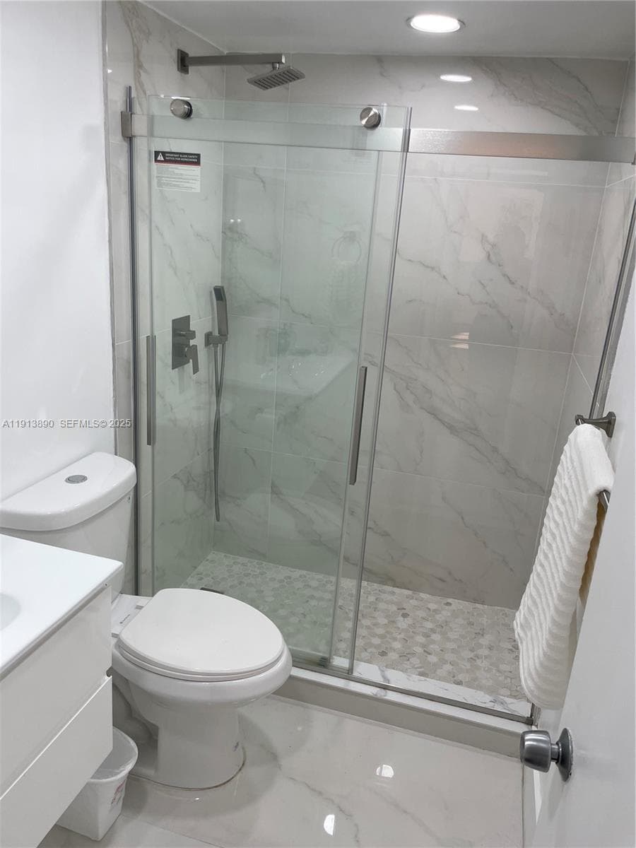 3801 S Ocean Dr 11T photo 5