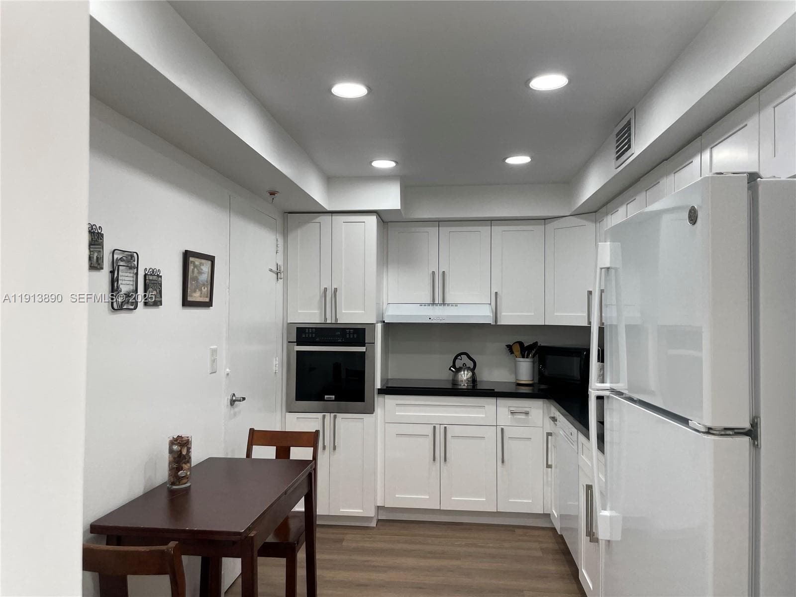 3801 S Ocean Dr 11T photo 11