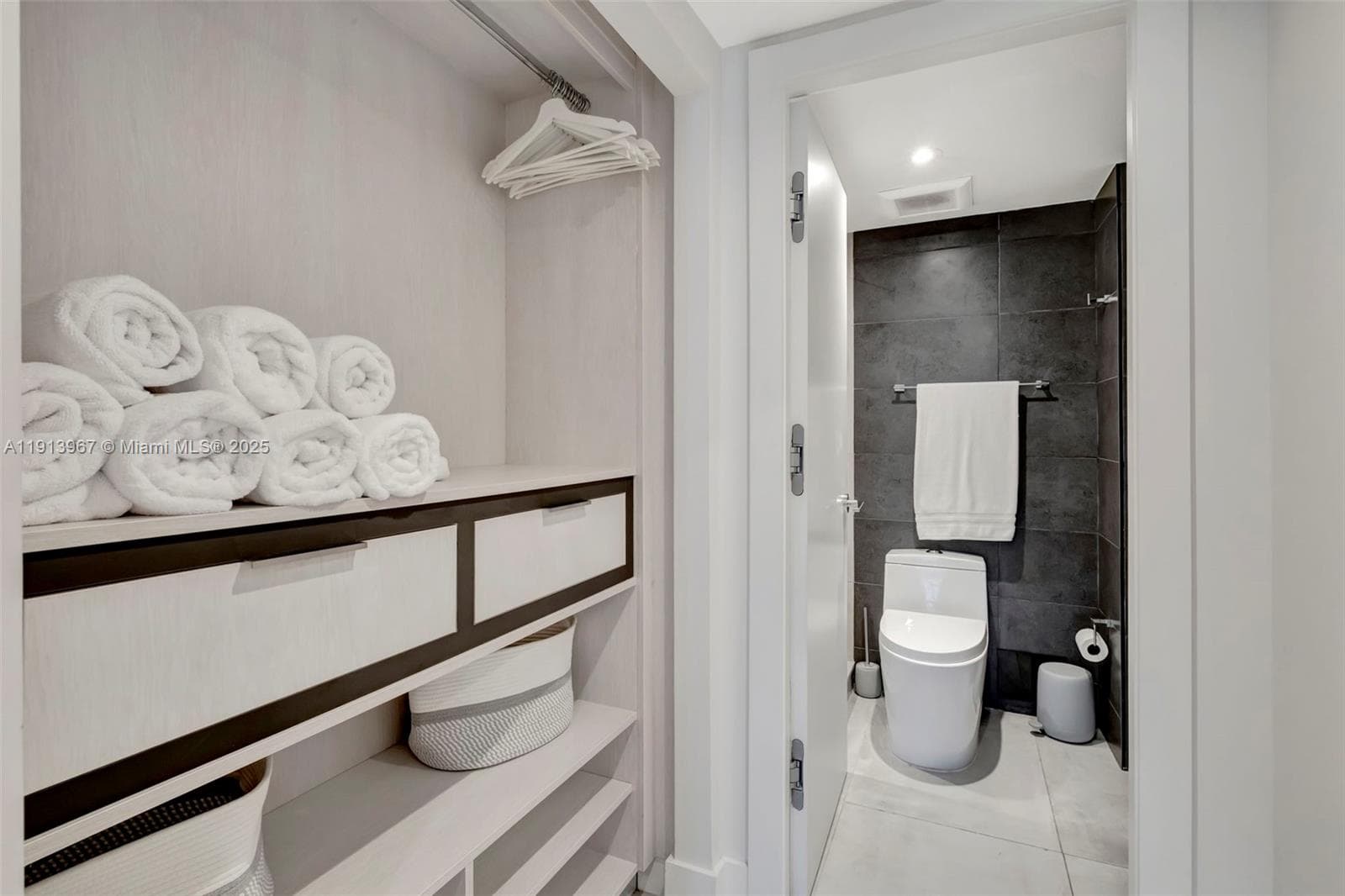 2301 Collins Ave 634 photo 8