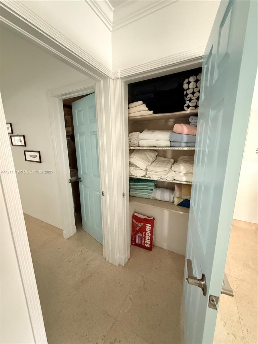 180 Isle Of Venice Dr 100 photo 16