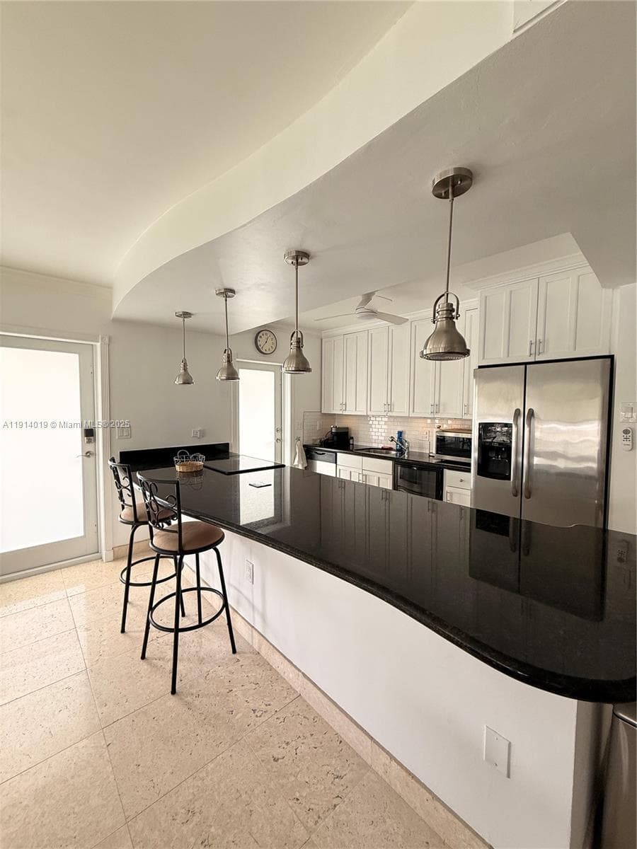 180 Isle Of Venice Dr 100 photo 5