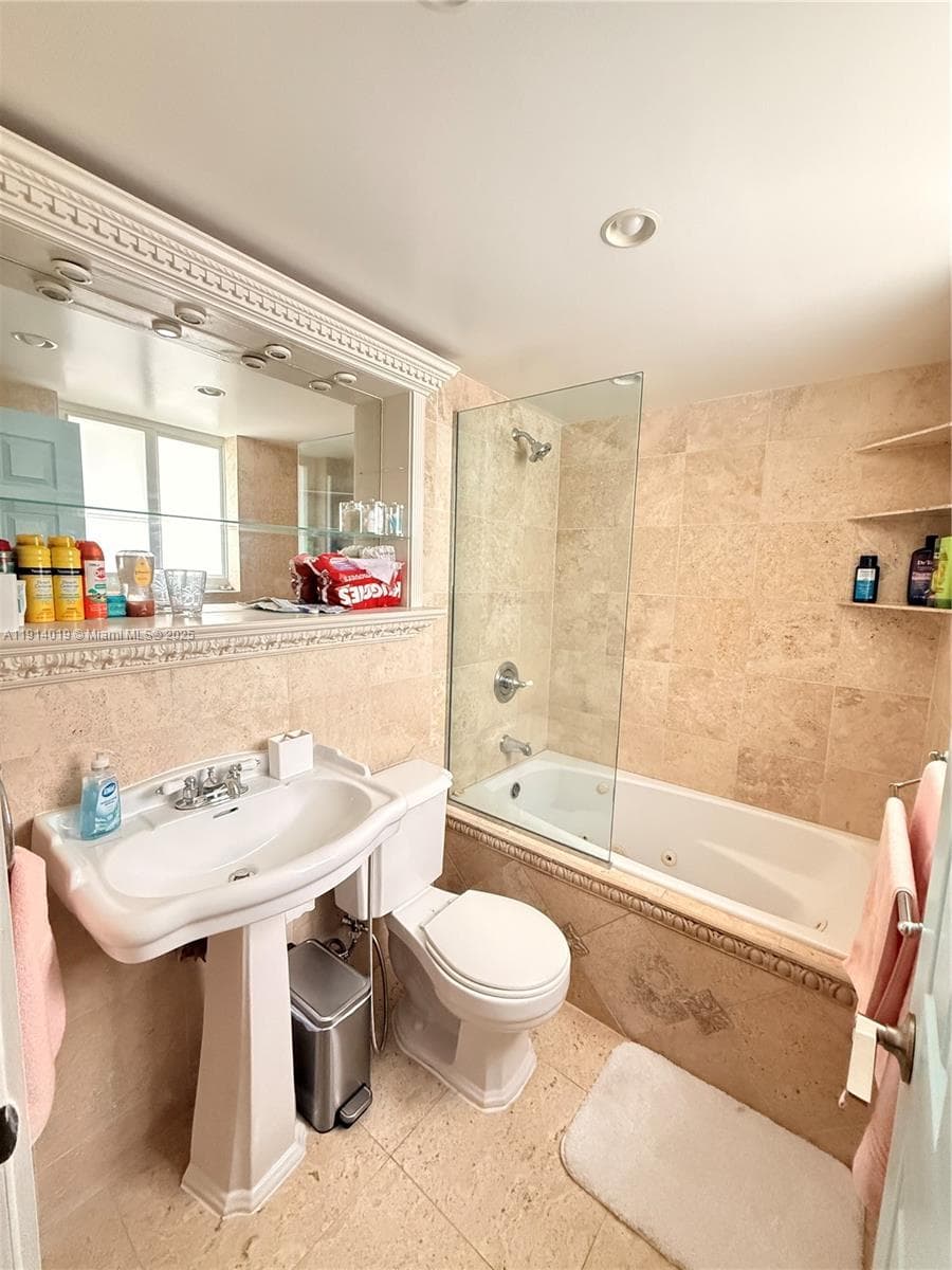 180 Isle Of Venice Dr 100 photo 10