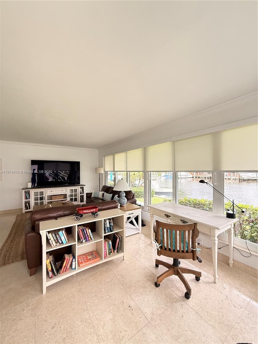 180 Isle Of Venice Dr 100 photo 4