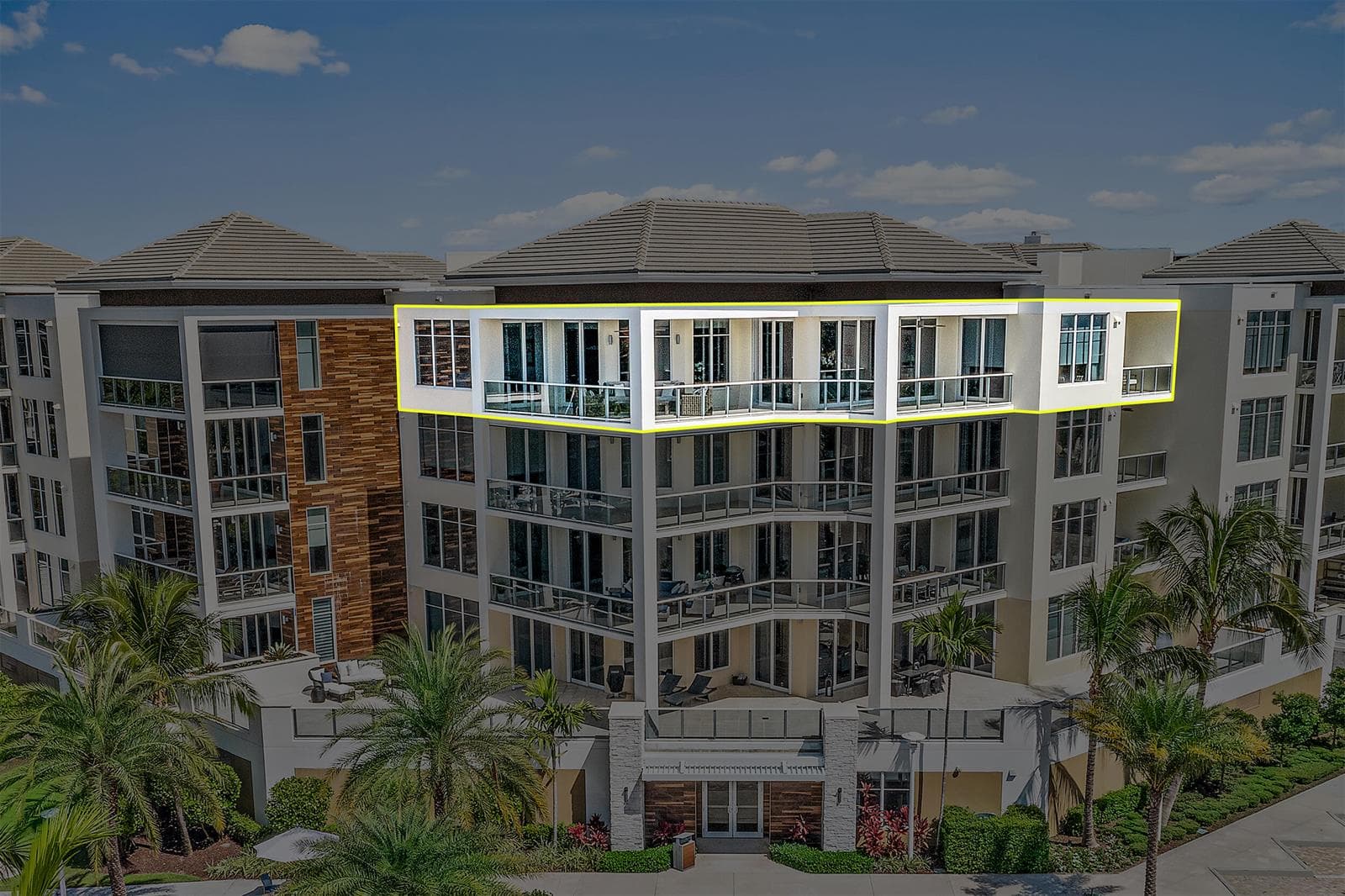 2720 Donald Ross Road 503 photo 1