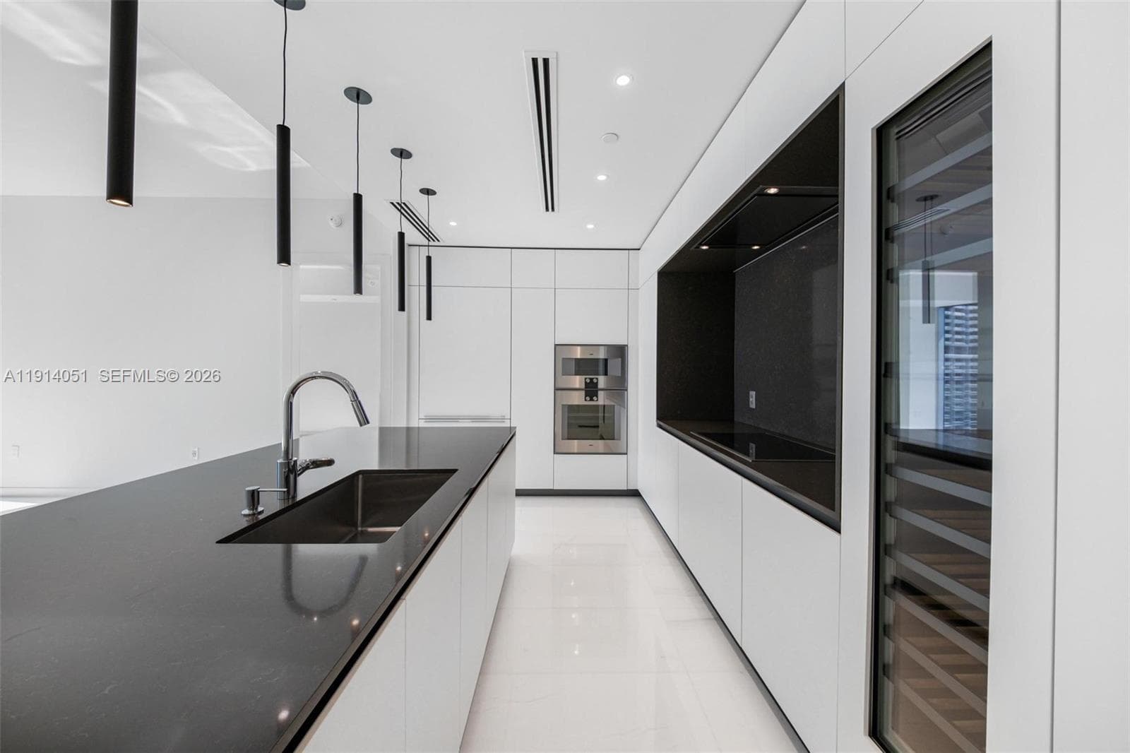300 Biscayne Boulevard Way 3506W photo 11