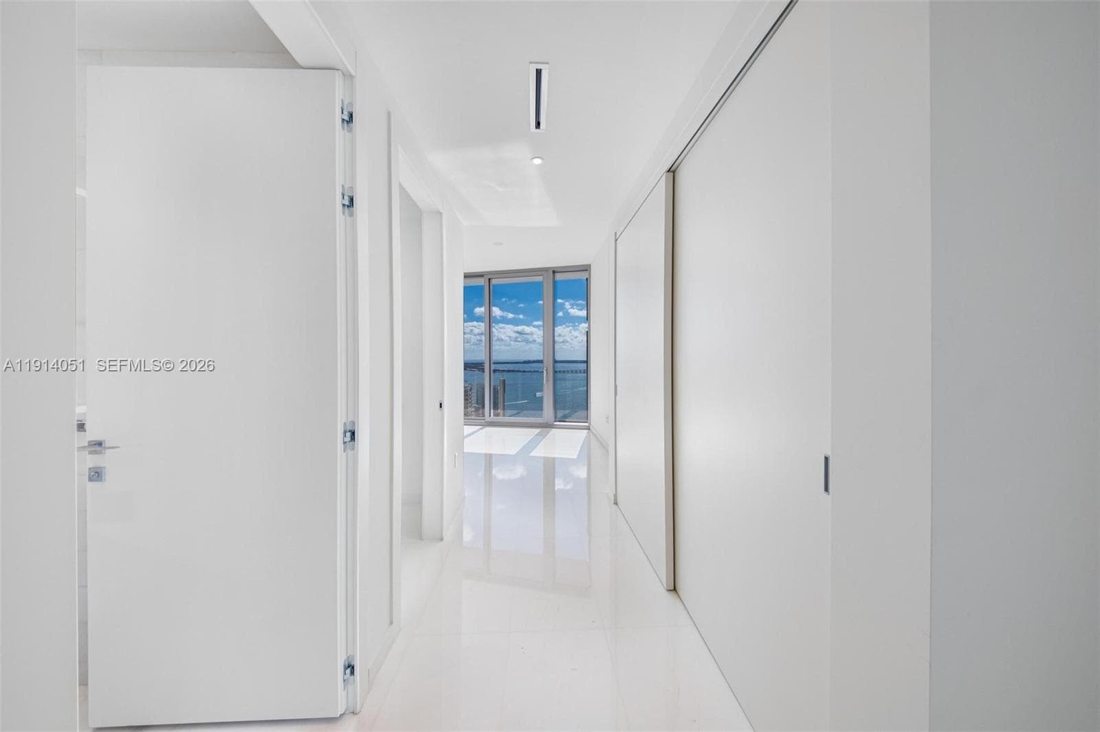 300 Biscayne Boulevard Way 3506W photo 25