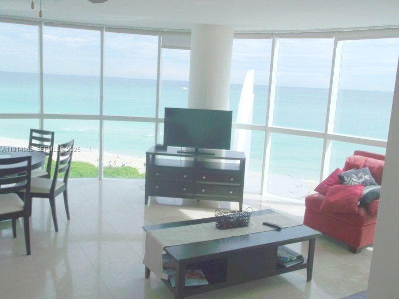 6301 Collins Ave 901 photo 6