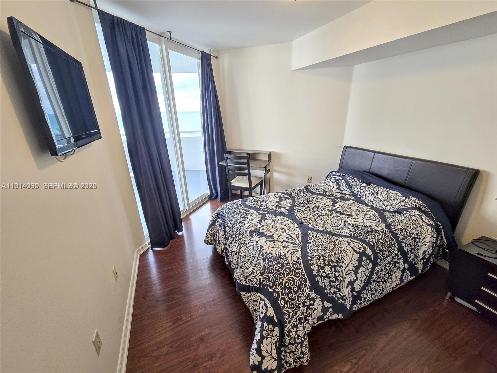 6301 Collins Ave 901 photo 20