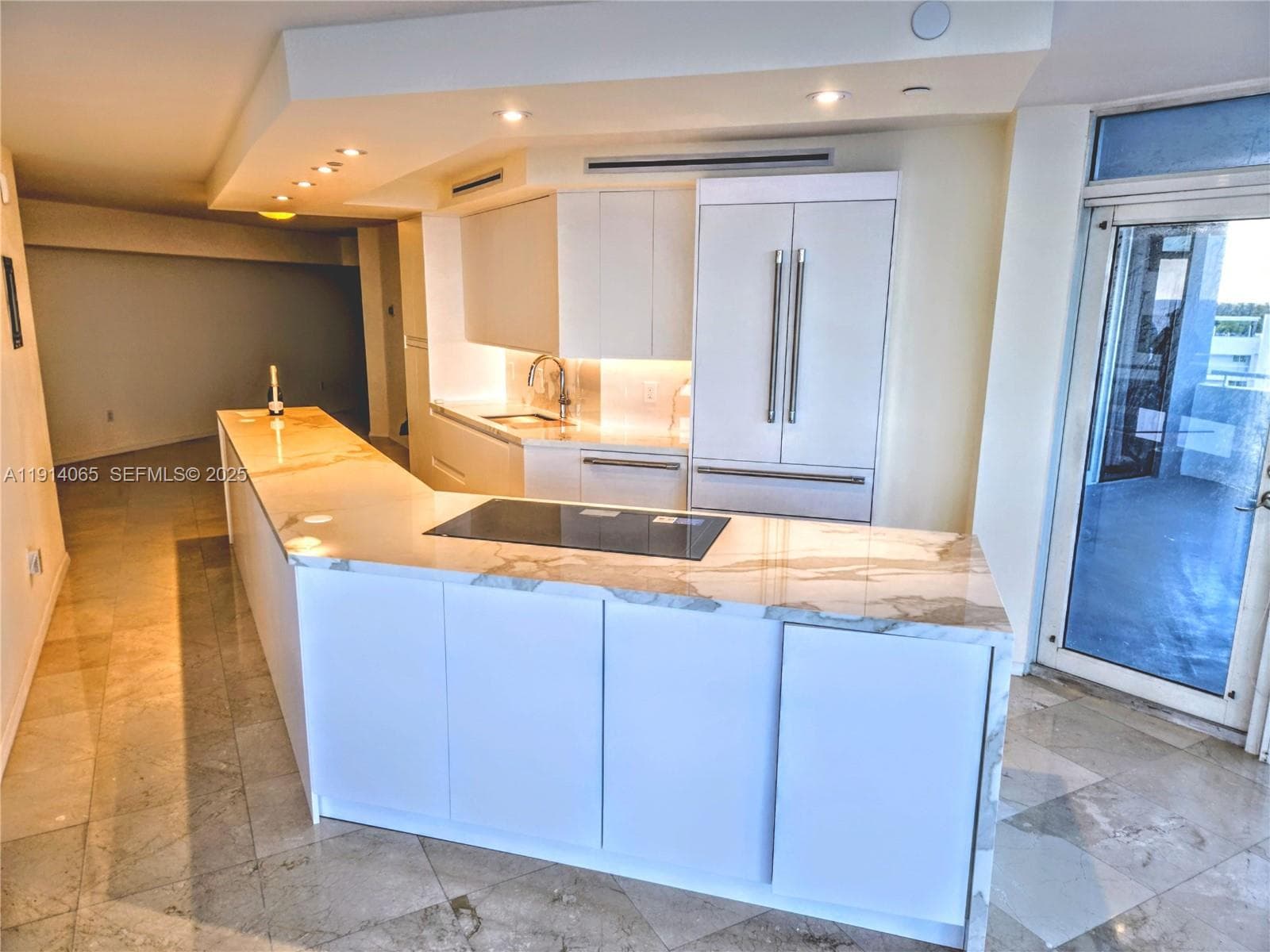 6301 Collins Ave 901 photo 9
