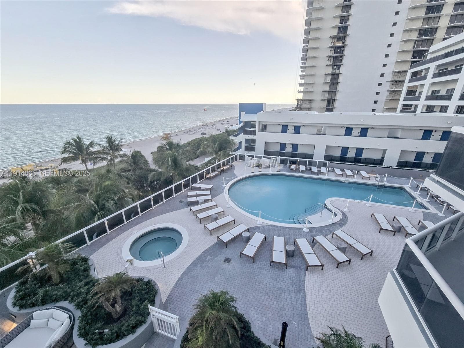 6301 Collins Ave 901 photo 25