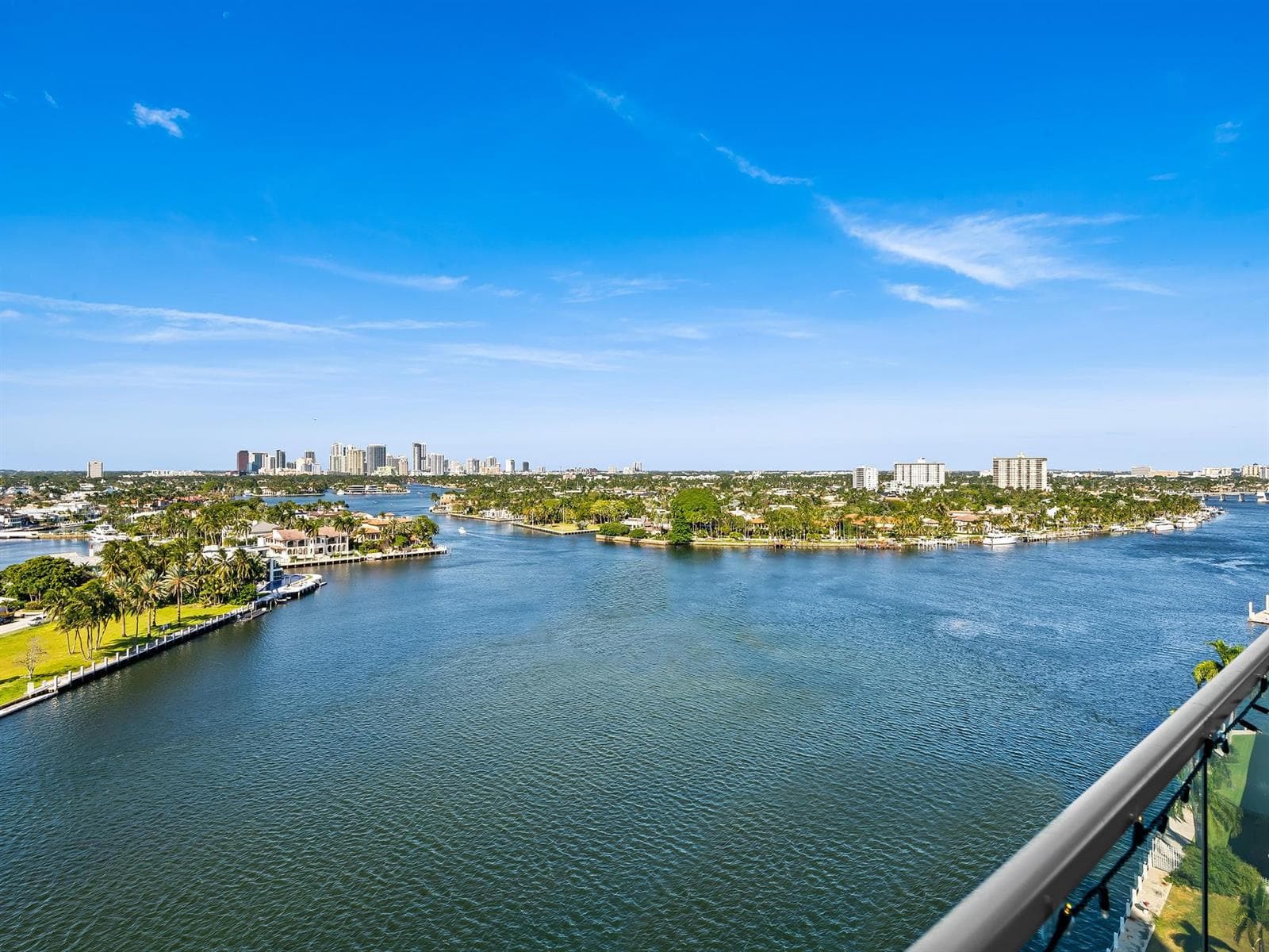 3055 Harbor Drive 1402 photo 3