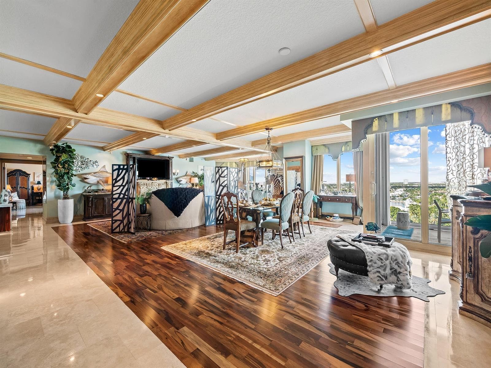 3055 Harbor Drive 1402 photo 10