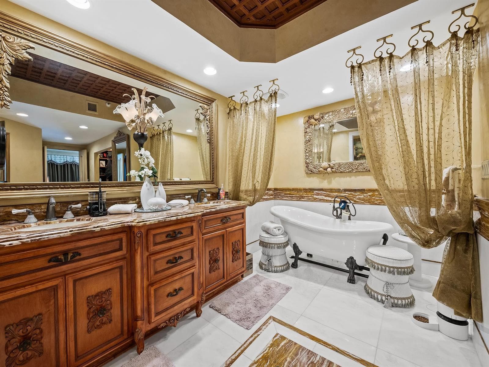 3055 Harbor Drive 1402 photo 19