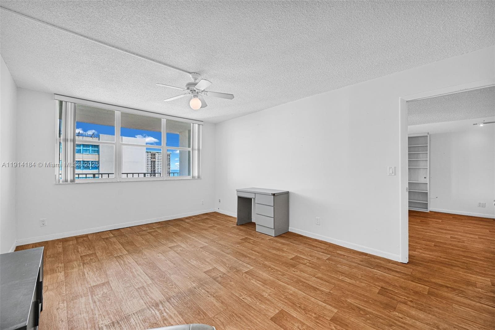1410 S Ocean Dr 1603 photo 22