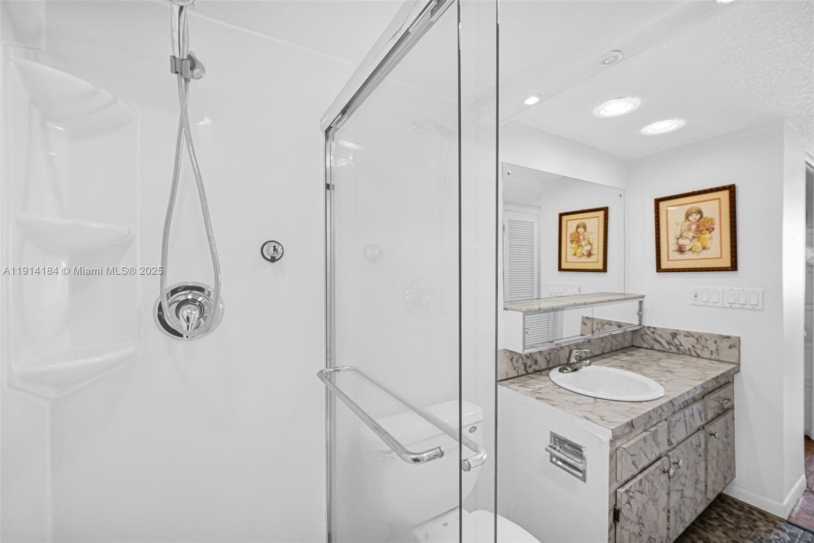 1410 S Ocean Dr 1603 photo 19