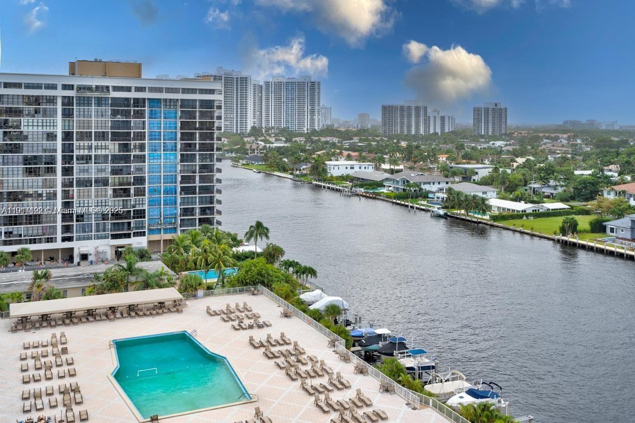 1965 S Ocean Dr 10 M photo 3