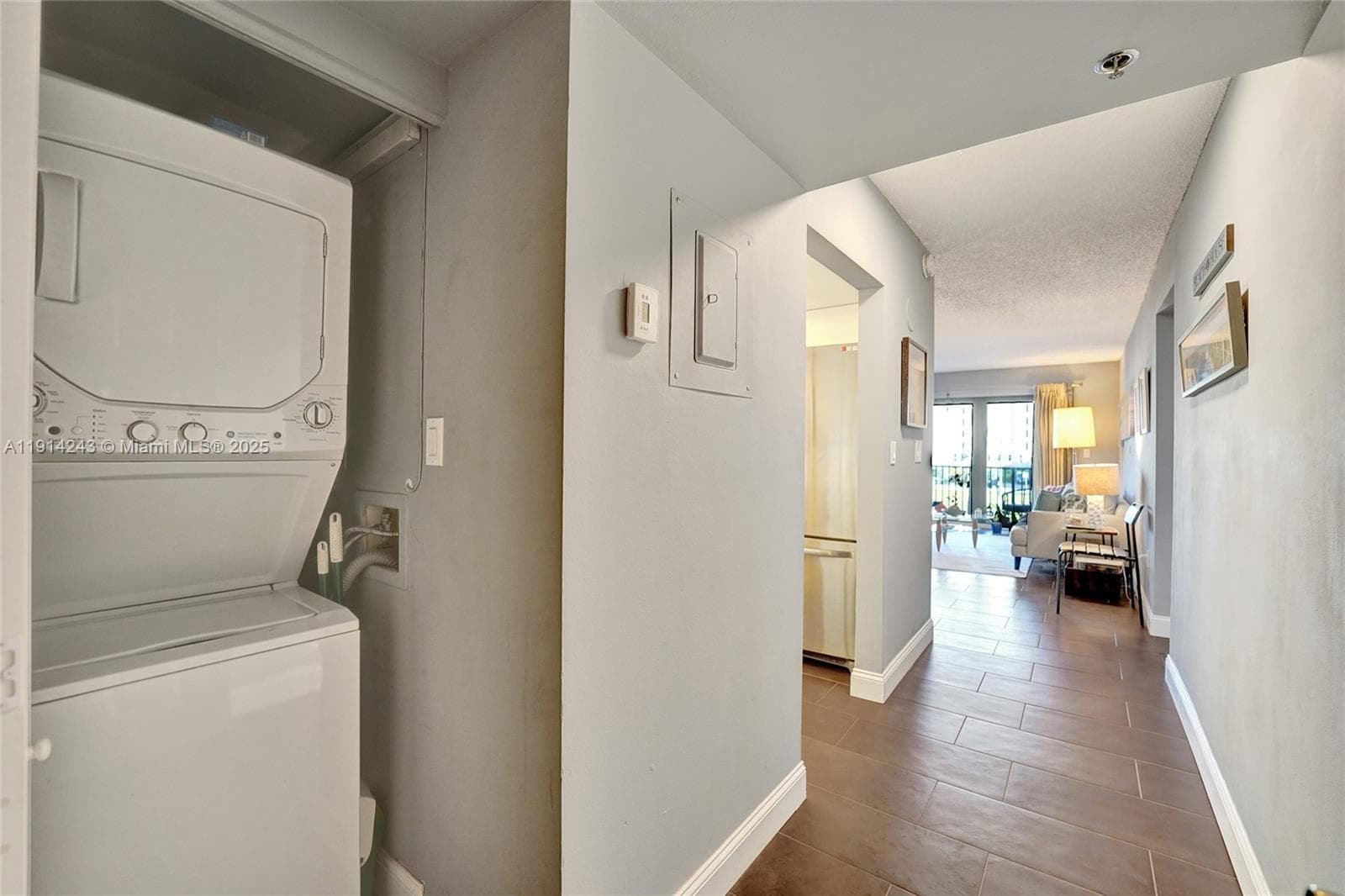 1201 Ocean Dr 218N photo 20