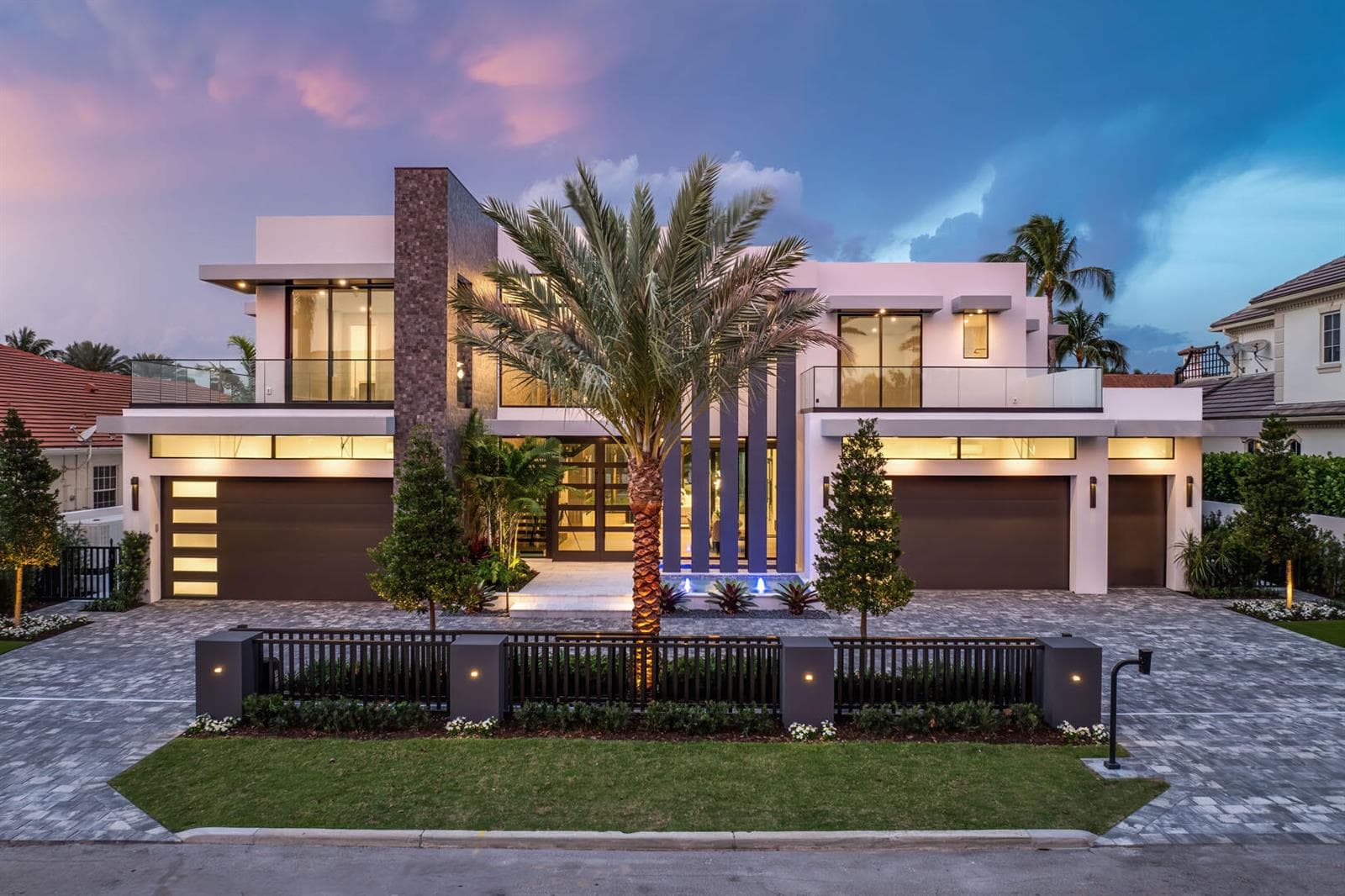 169 W Coconut Palm Road photo 3