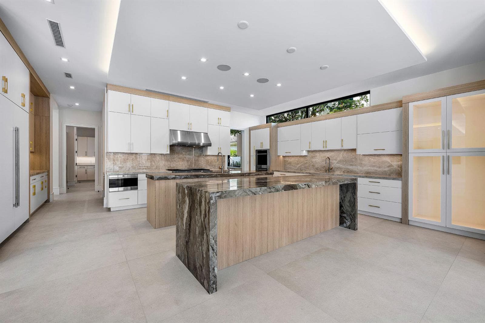 191 W Coconut Palm Road photo 13