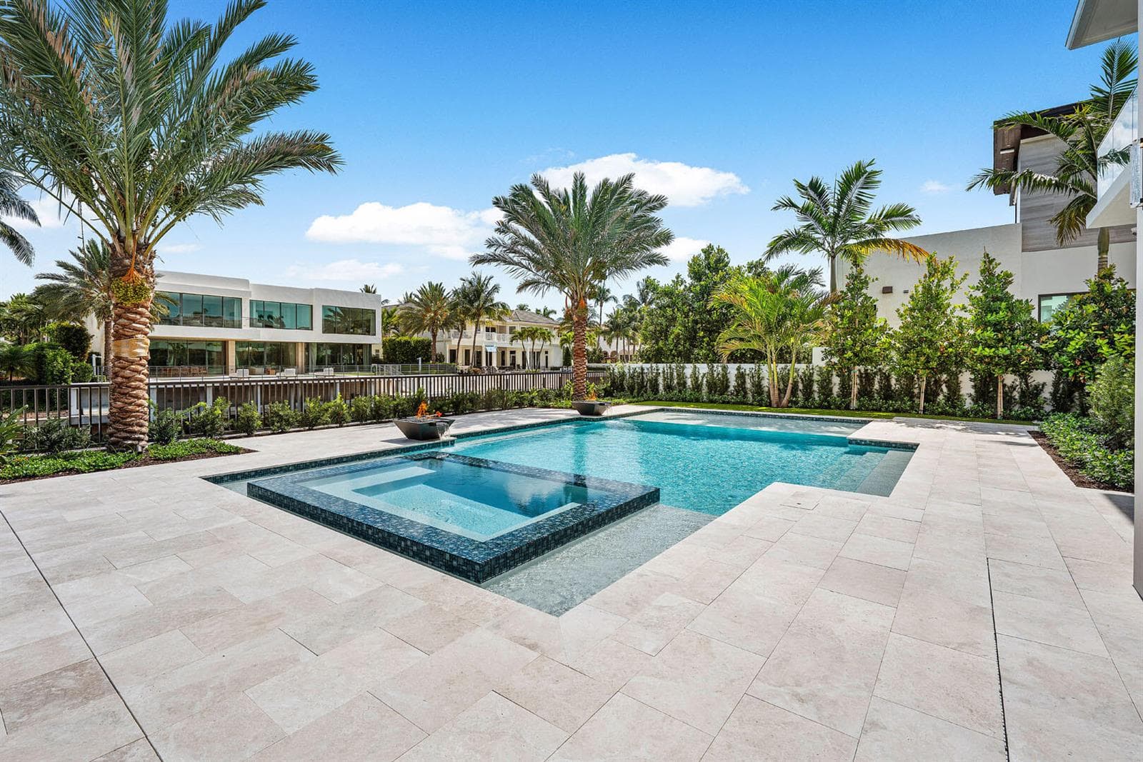 191 W Coconut Palm Road photo 24