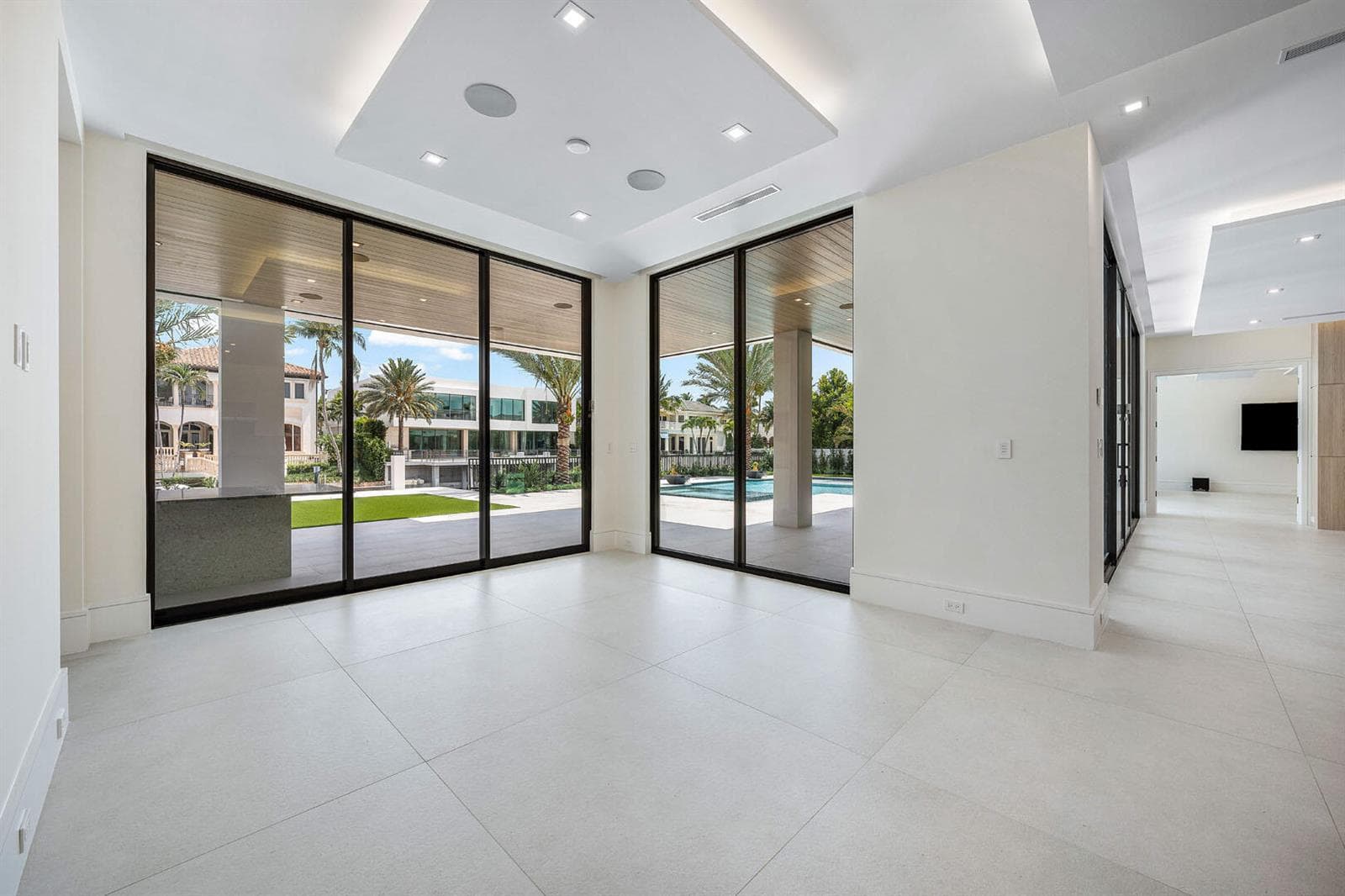 191 W Coconut Palm Road photo 21