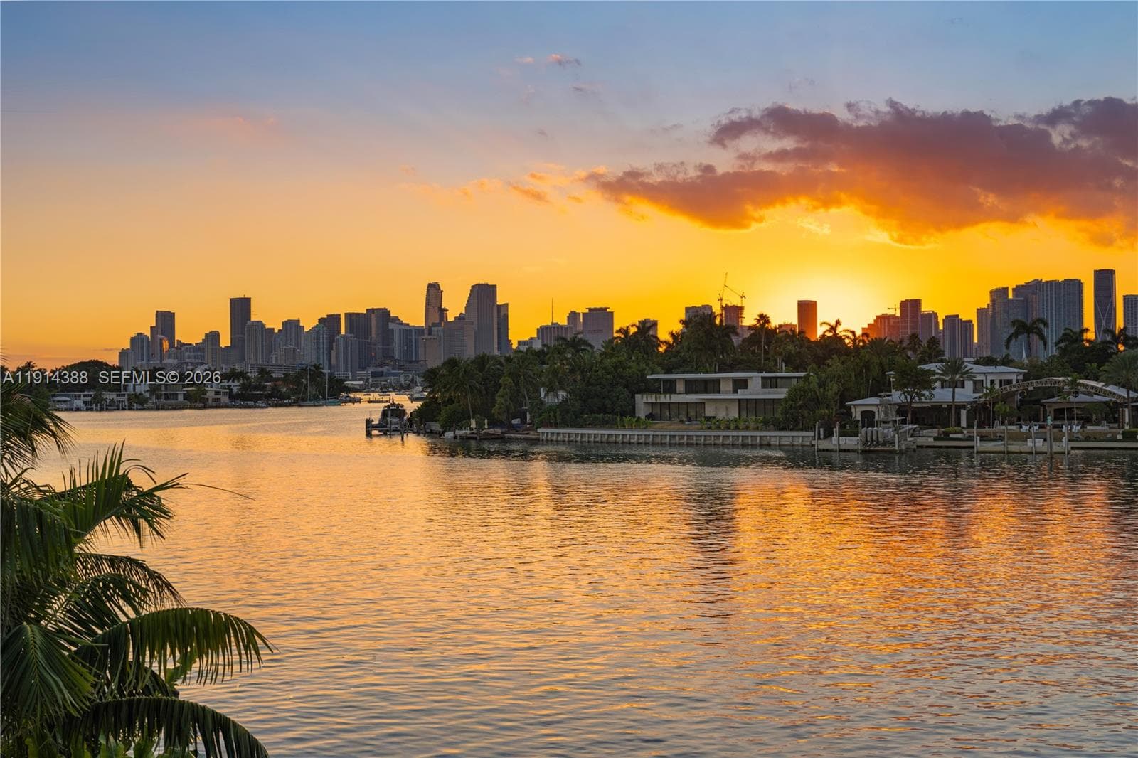 320 Dilido Dr photo 23