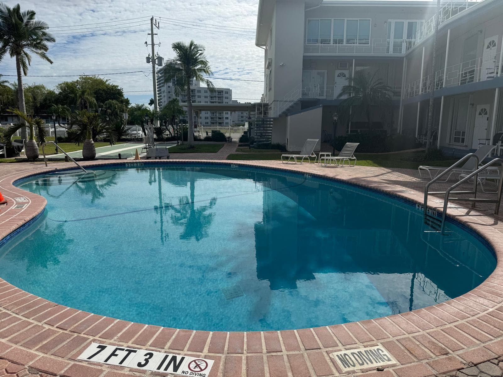 741 Bayshore Drive 2s photo 2