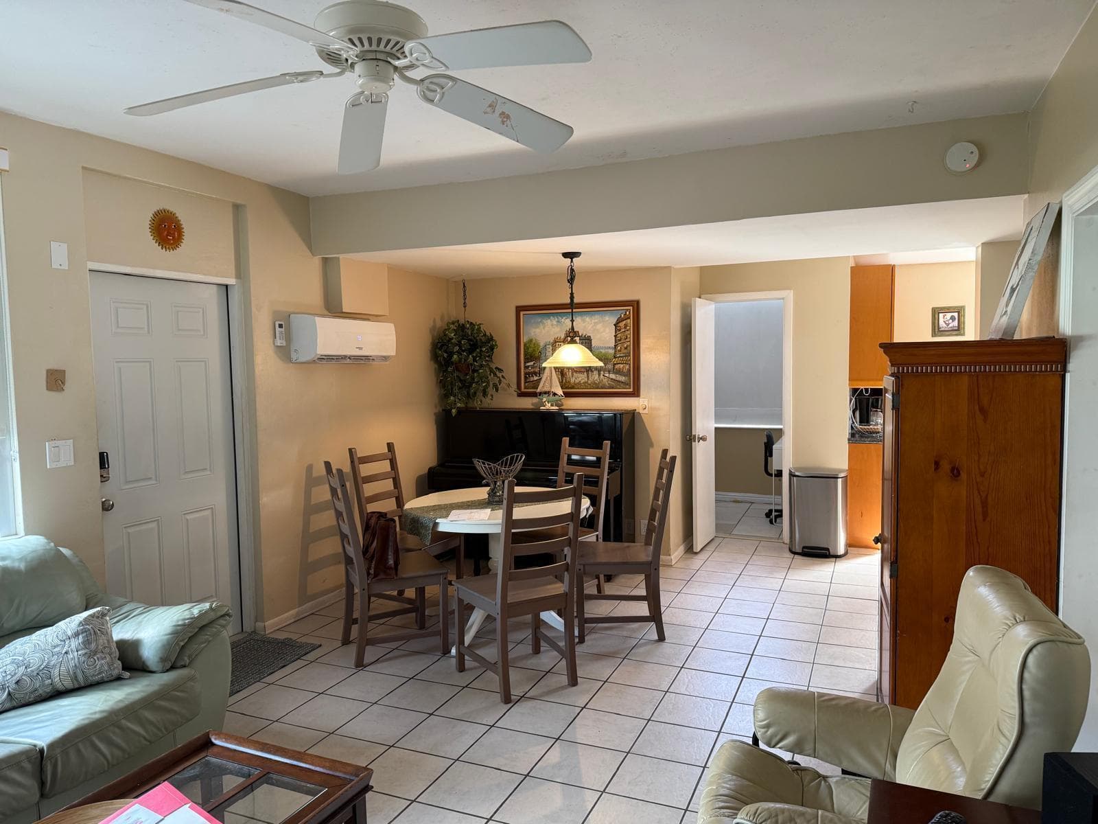 741 Bayshore Drive 2s photo 4
