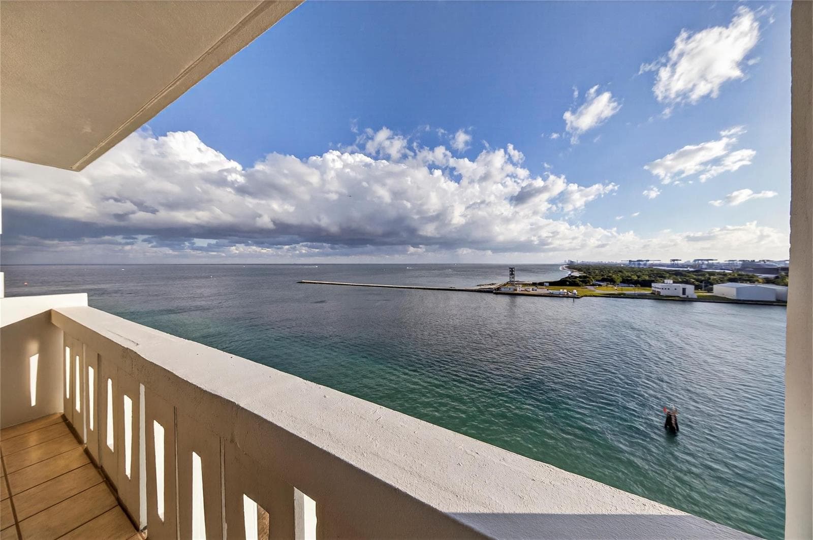2100 S Ocean Drive 11-L photo 3