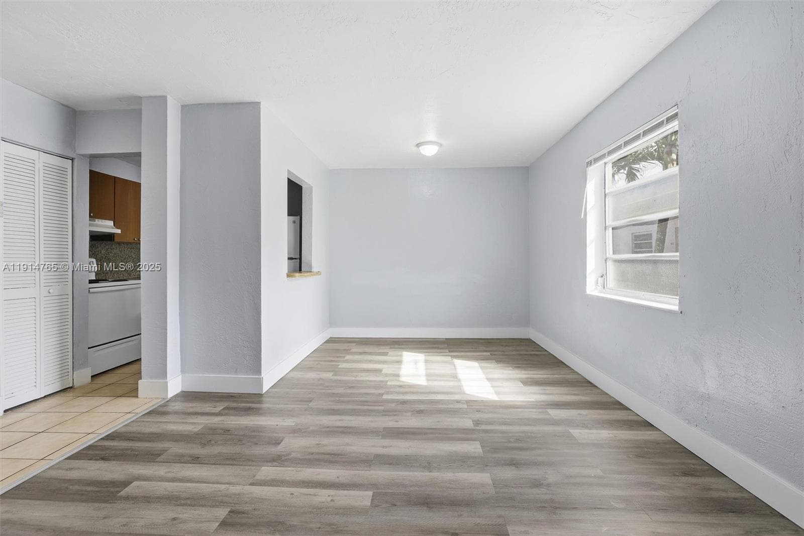 2405 NW 135th St 228 photo 14