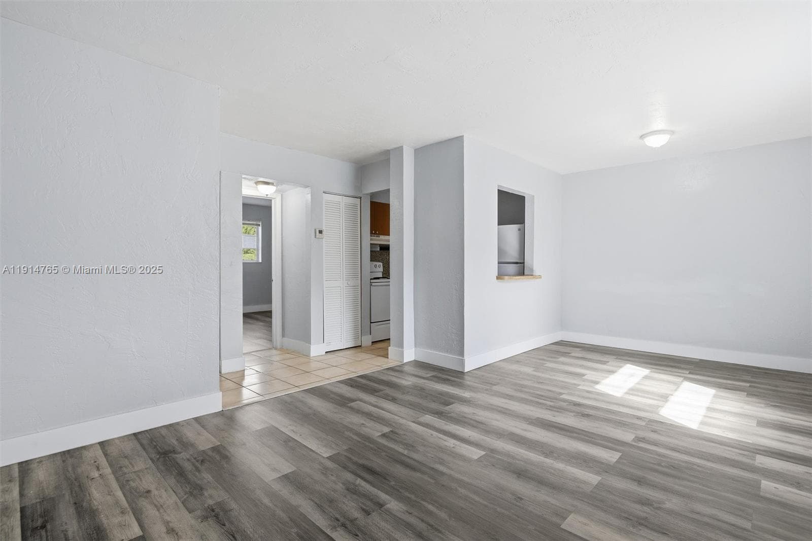 2405 NW 135th St 228 photo 15
