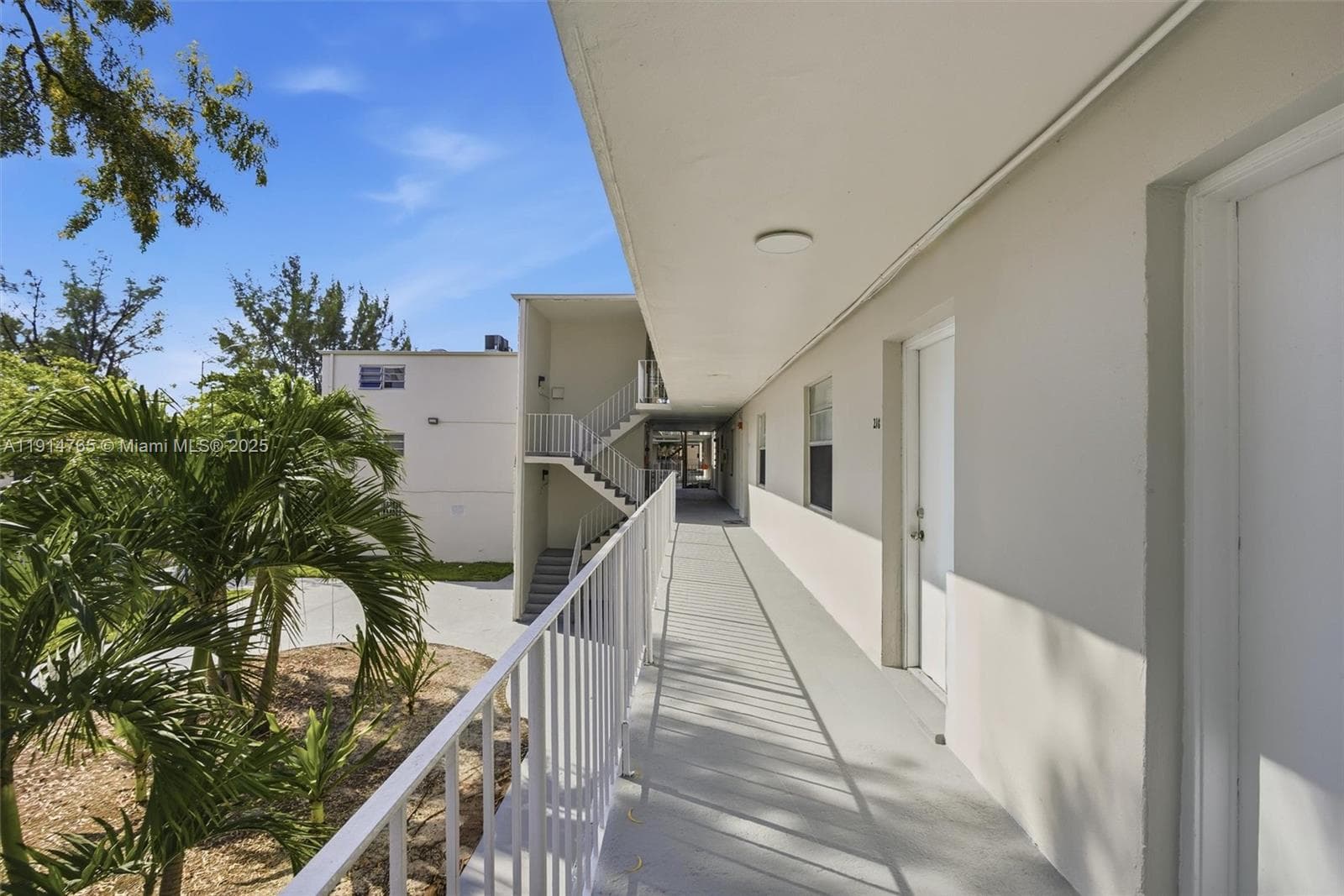 2405 NW 135th St 228 photo 19