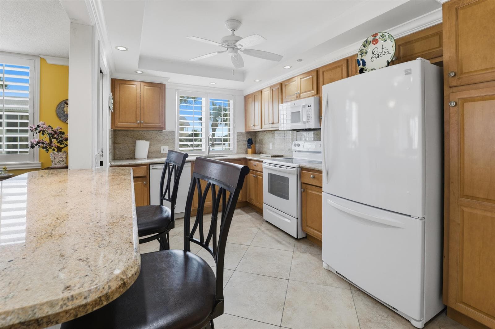 375 Beach Road 201 photo 7