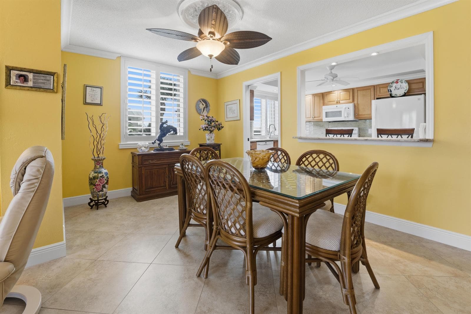 375 Beach Road 201 photo 3