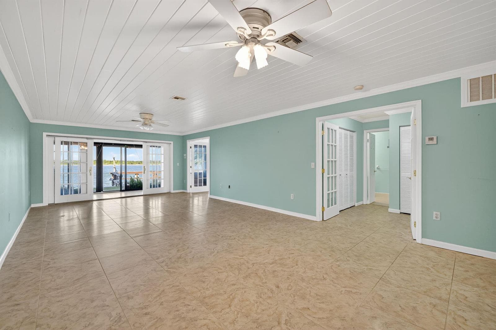 1630 Seaway Drive 106 photo 20