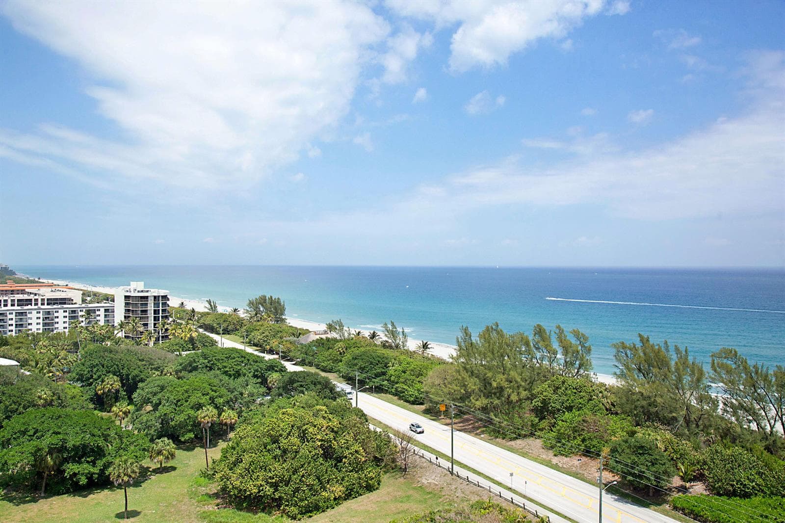 2121 N Ocean Boulevard 1208e photo 1