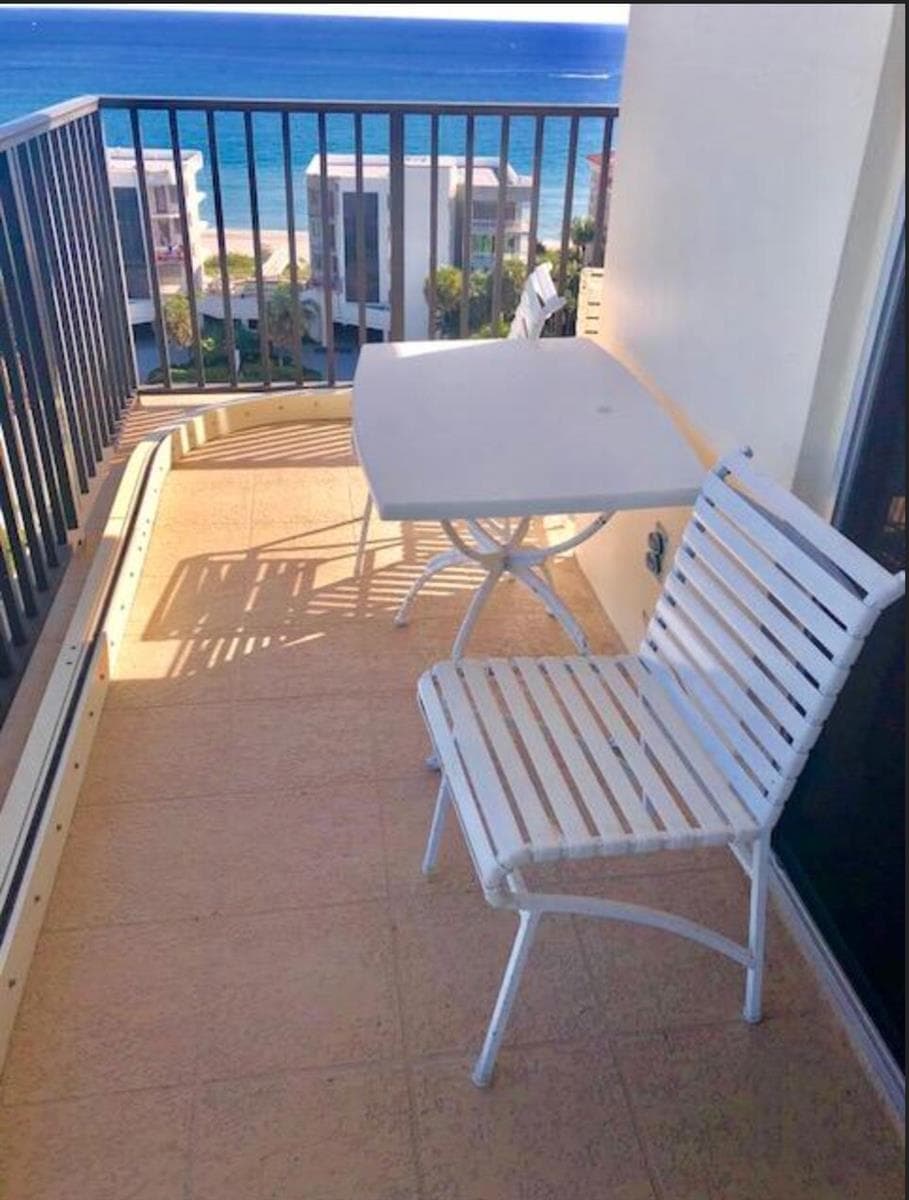 2121 N Ocean Boulevard 1208e photo 5
