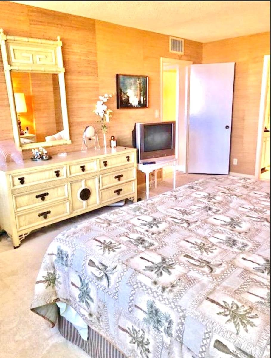 2121 N Ocean Boulevard 1208e photo 18