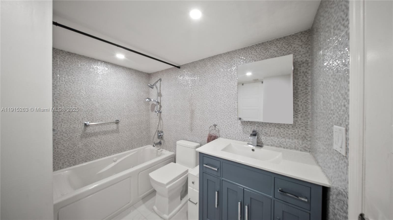 2030 S Ocean Dr 1716 photo 12