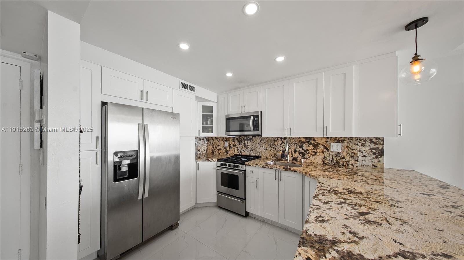 2030 S Ocean Dr 1716 photo 9