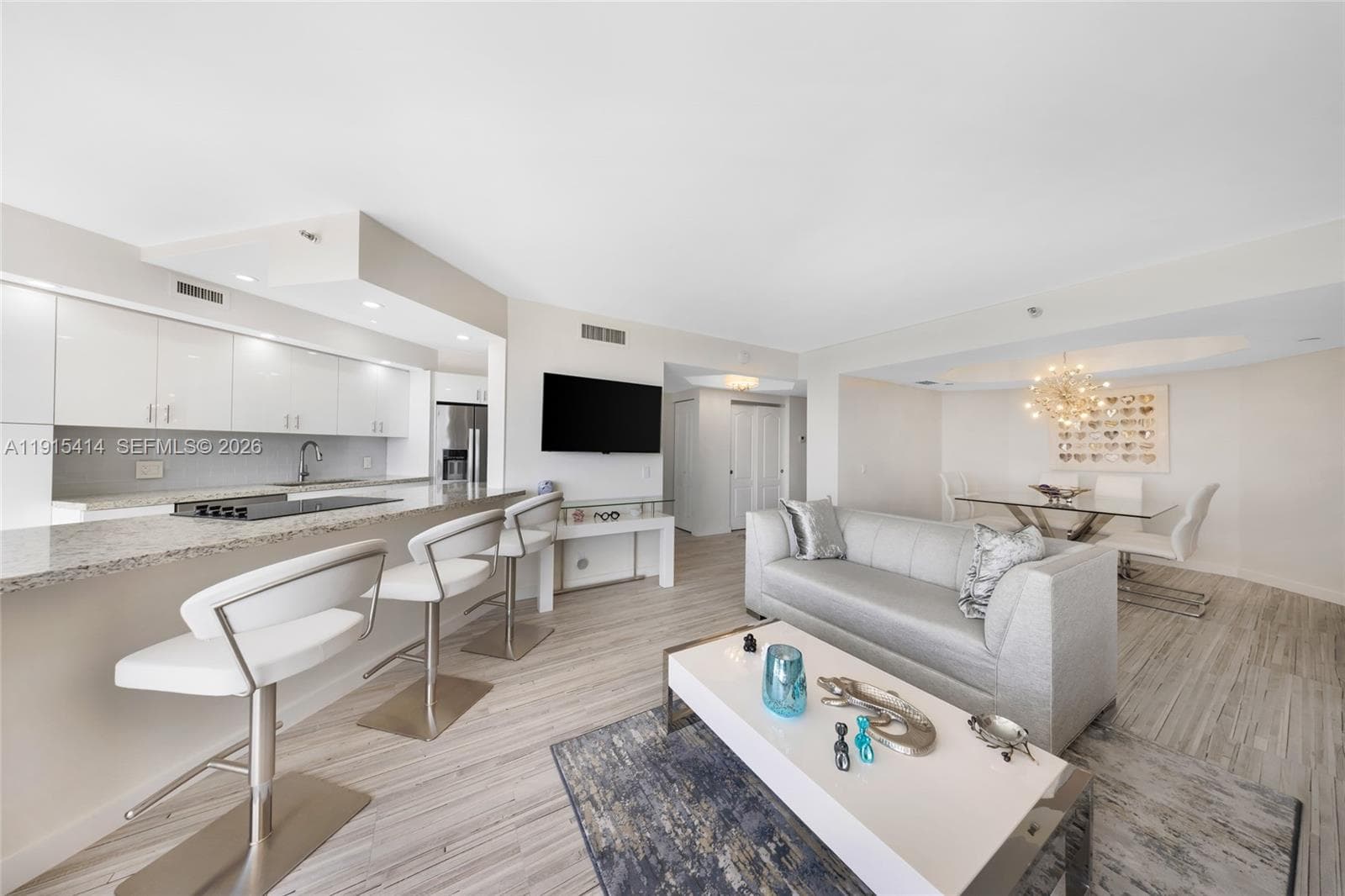 3610 Yacht Club Dr 1409 photo 9