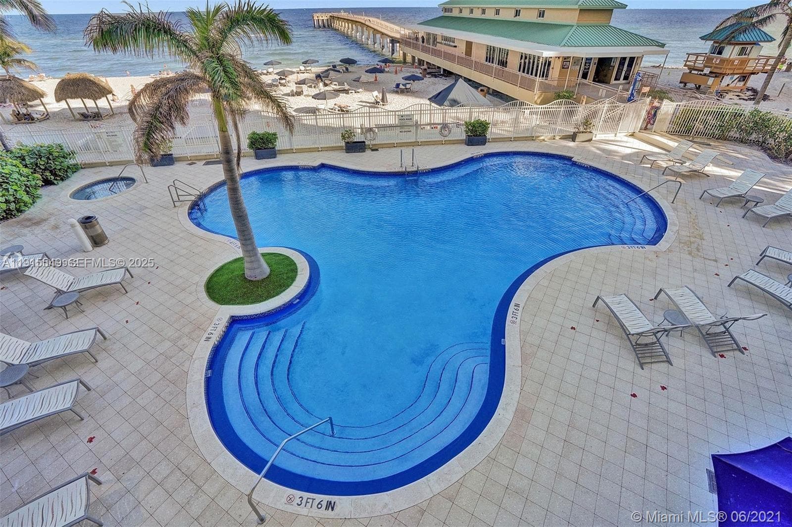 16699 Collins Ave 1105 photo 15