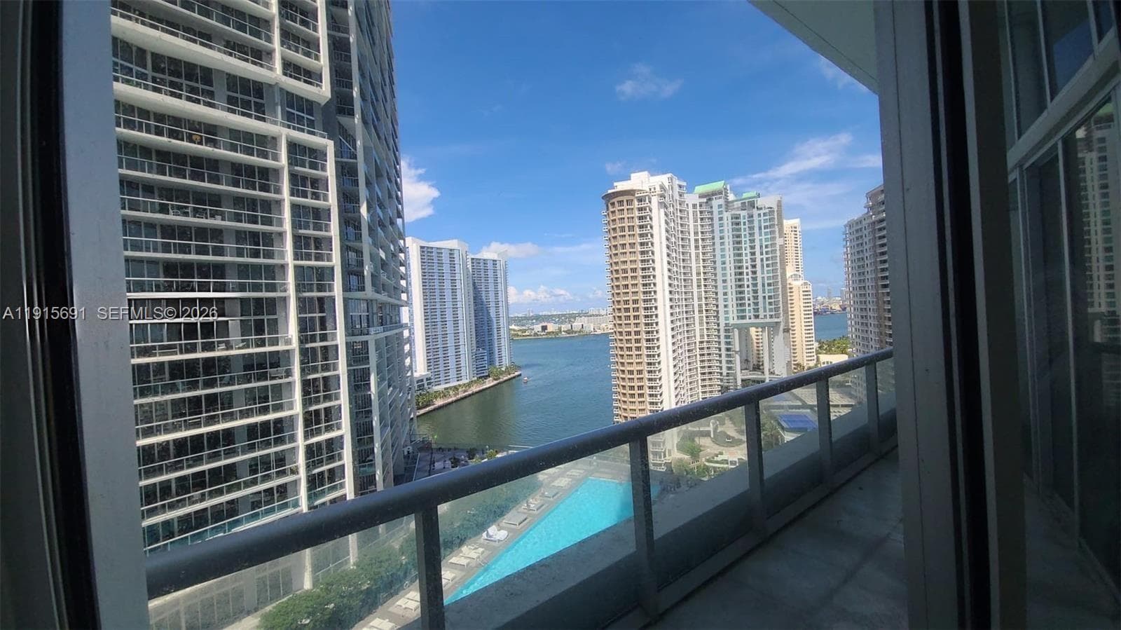 495 Brickell Ave 2206 photo 23