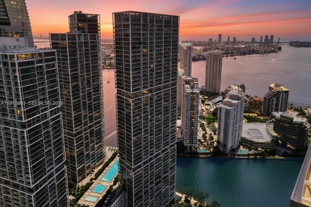 495 Brickell Ave 2206 photo 2