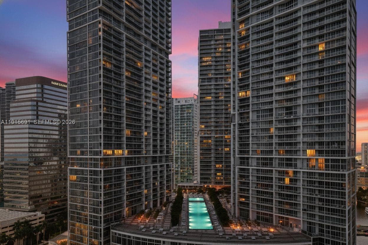 495 Brickell Ave 2206 photo 3